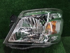 Nissan Caravan/Urvan Headlight 2014-2015