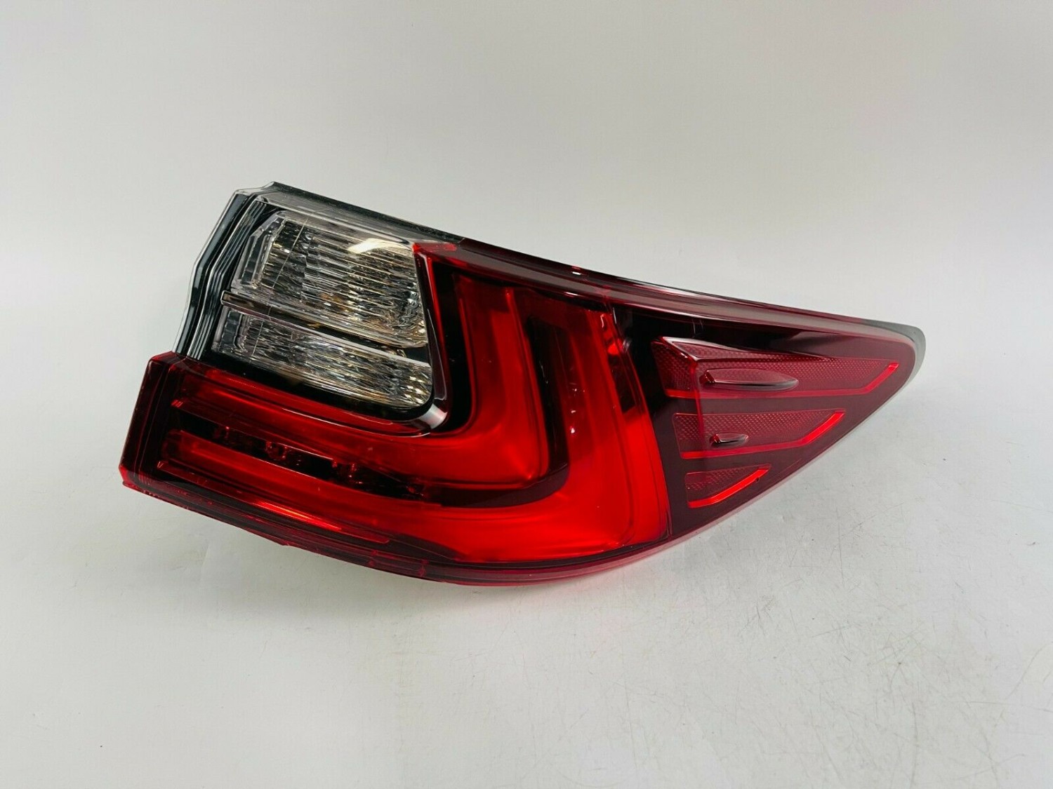 Toyota Lexus Rear Light 2016