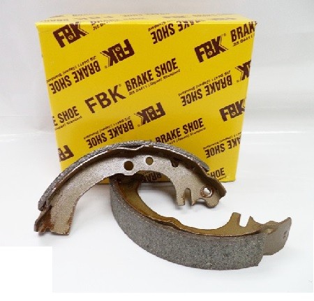 TOYOTA PREMIO 2012-2013 REAR BRAKE SHOE KIT