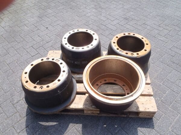 Brake drum 0754397 for DAF