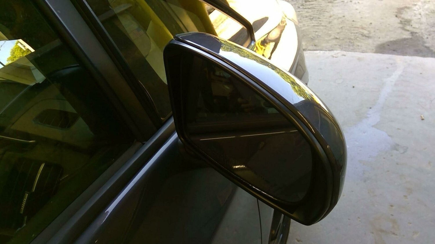 Toyota Prius Looking Glass 2013-14
