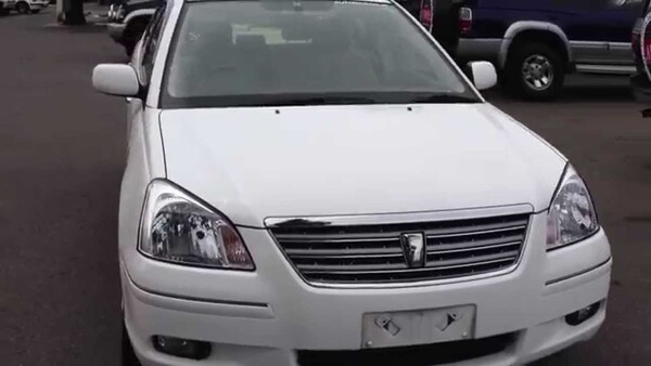 Toyota Premio Headlight 2003