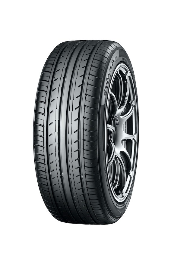 YOKOHAMA Tyre 195/55 R16 87V TL Blue Earth ES32