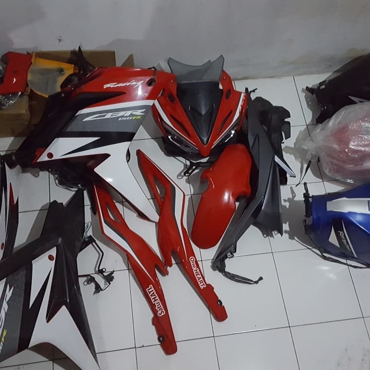 cbr250r body kit price india