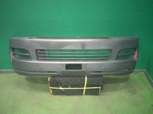 Front Bumper Toyota Hiace 2004 Taiwan