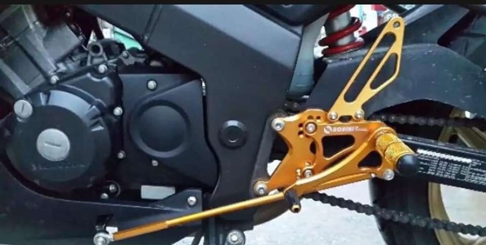 Honda CBR 150R Foot Step Boushi Thailand