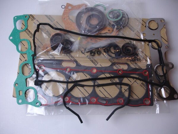 4E-FE Engine Overhaul Rebuilding Gasket Kit 04111-11140 for Toyota COROLLA