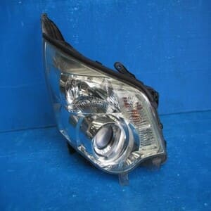 Headlight Toyota Noha 2010
